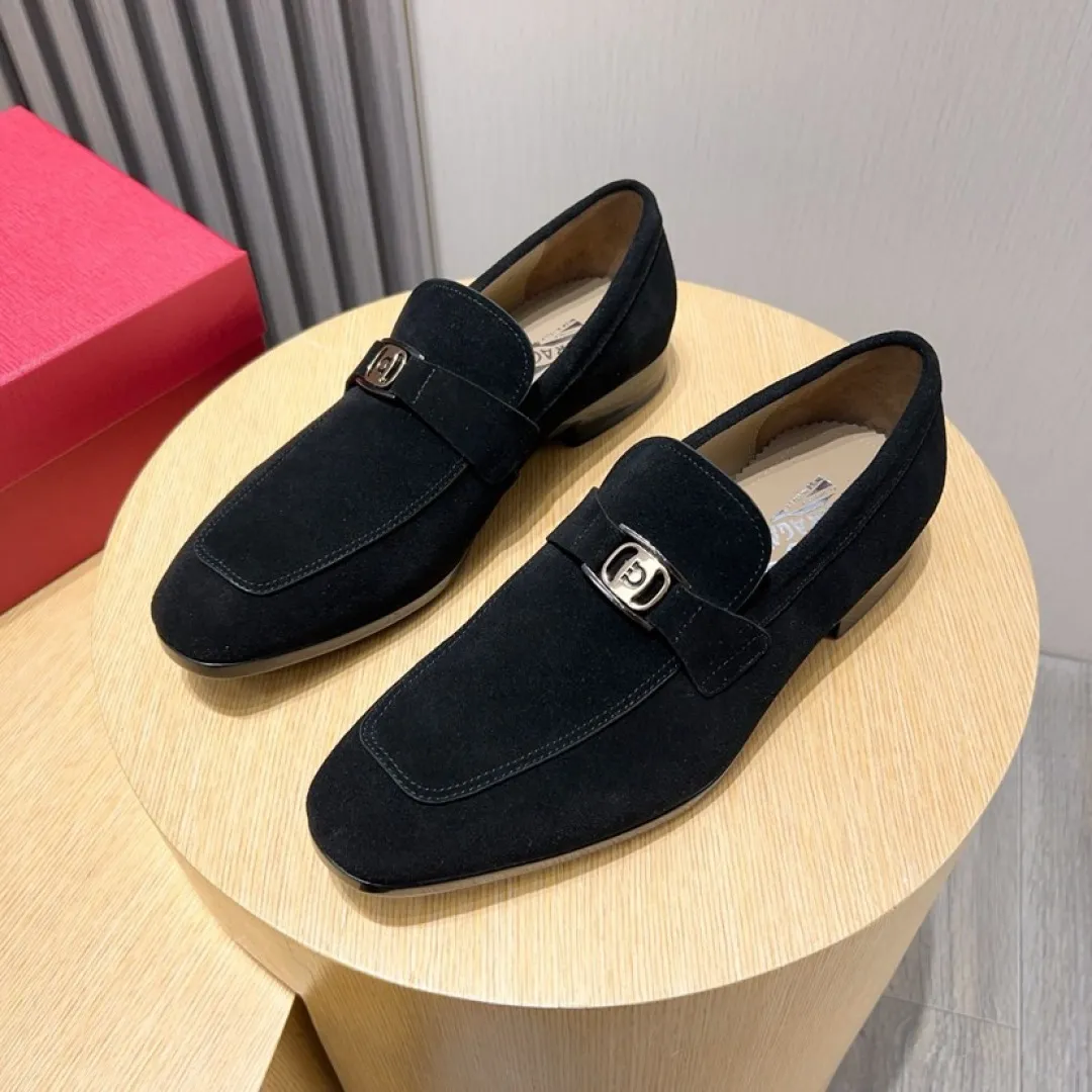 Factory P620💰🔥《Ferragamo》👏Latest•High-end top brand luxury~purchasing agent, top~quality. New fashionable business men's shoes🔜The uppers are made of original cashmere cowhide➕cowhide·lining, with fine workmanship. The original stylish and soft combination wear-resistant and non-slip outsole is light and comfortable on the feet. The real thing looks better in real life. Size: 38/44